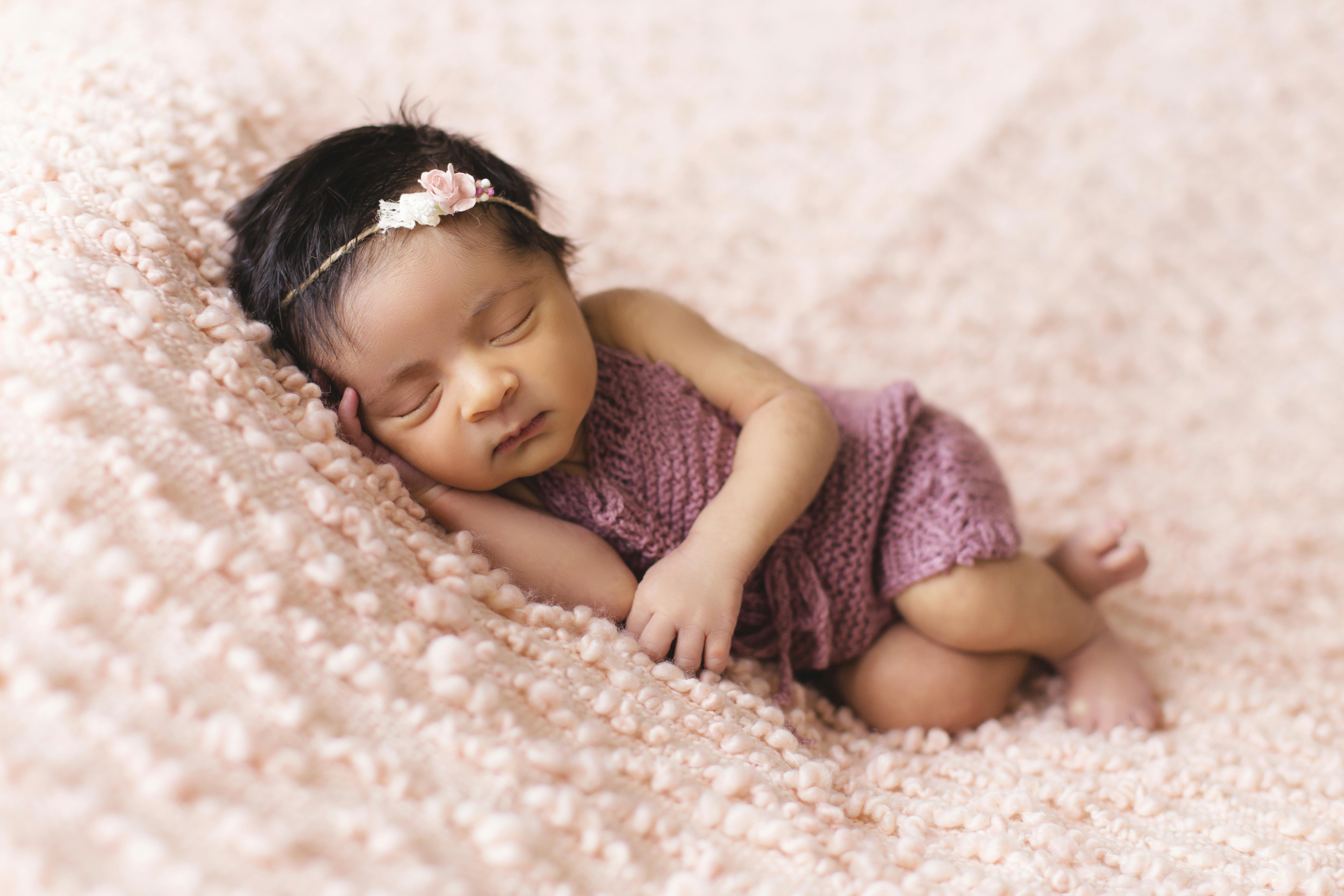 Une petite fille endormie | Source : Pexels