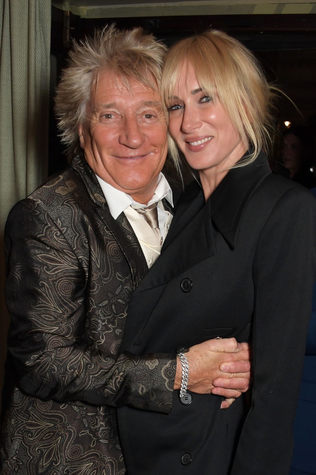 Rod et Kimberly Stewart lors de la soirée de lancement du Langan's, le 28 octobre 2021, à Londres, en Angleterre. | Source : Getty Images