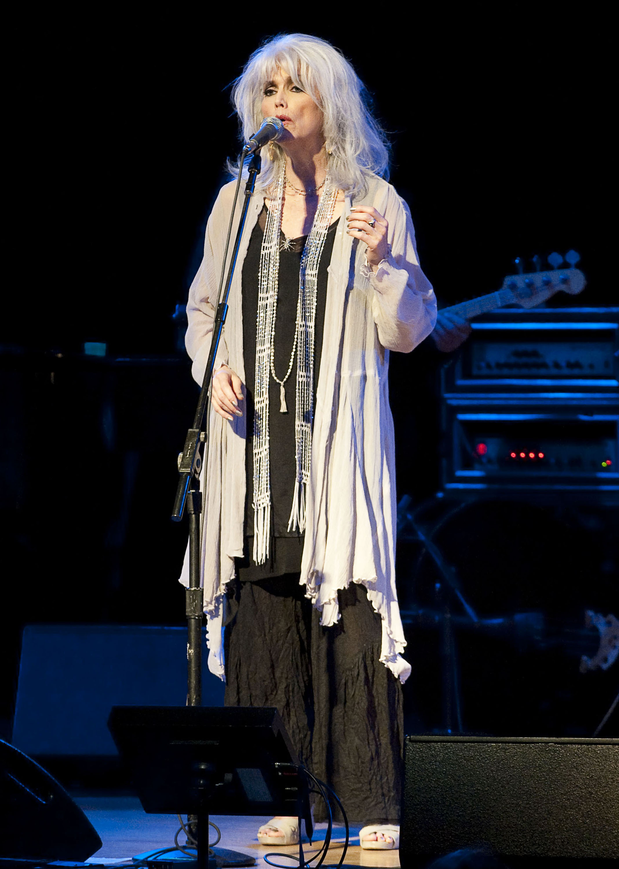 Emmylou Harris lors de la célébration de la musique de Kate McGarrigle au Town Hall le 12 mai 2011 à New York. | Source : Getty Images