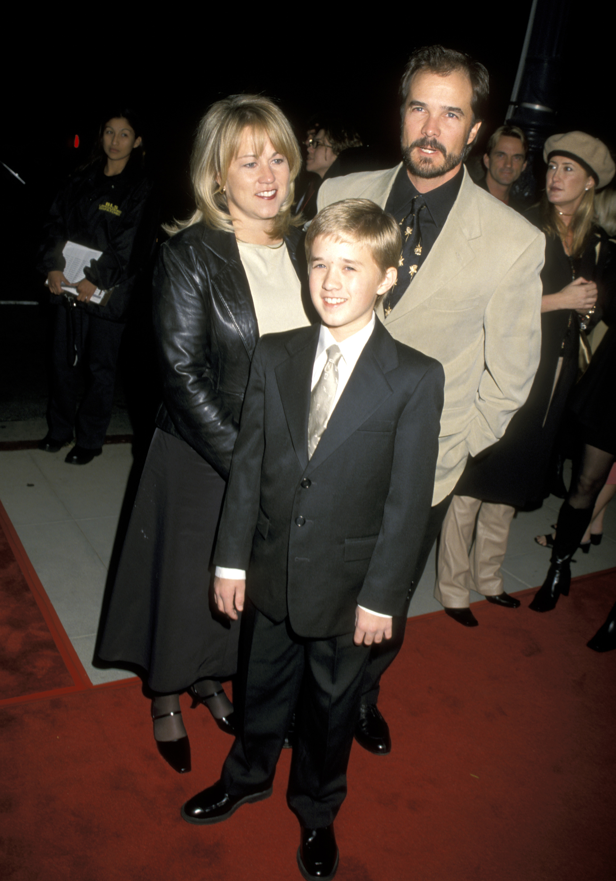 Theresa Osment, Haley Osment et Michael Osment à la première de "Un monde meilleur" à Los Angeles, 2000 | Source : Getty Images