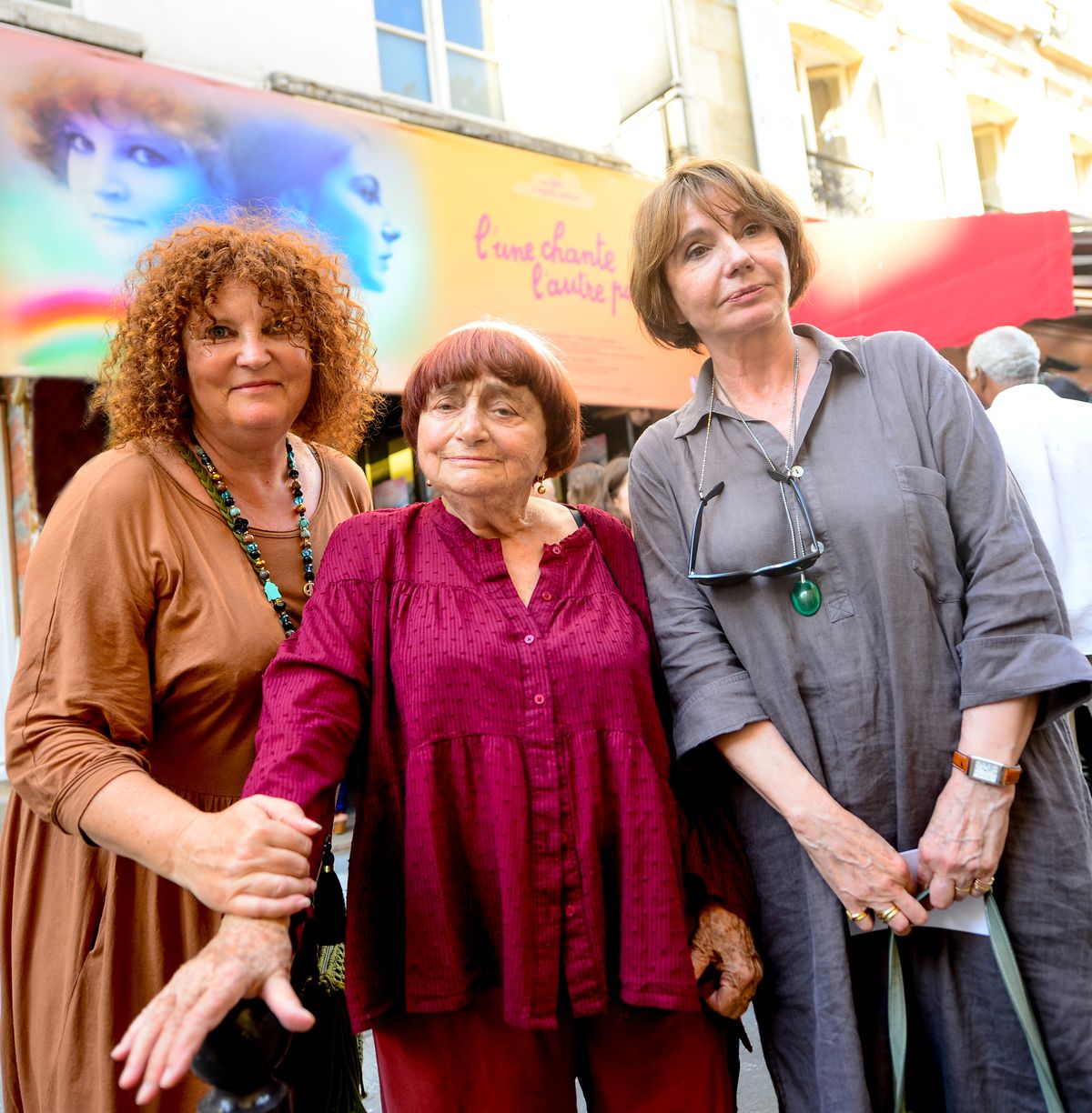 La comédienne Valérie Mairesse à gauche | Photo : Getty Images