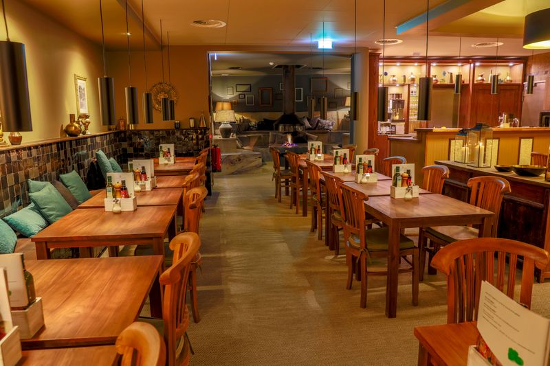 Un restaurant vide. | Source : Getty Images