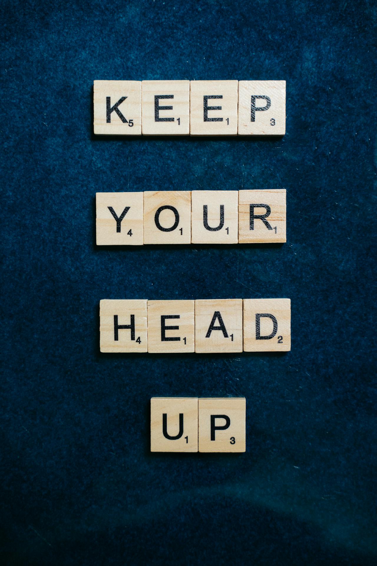 Tuiles de scrabble portant un message de motivation | Source : Pexels