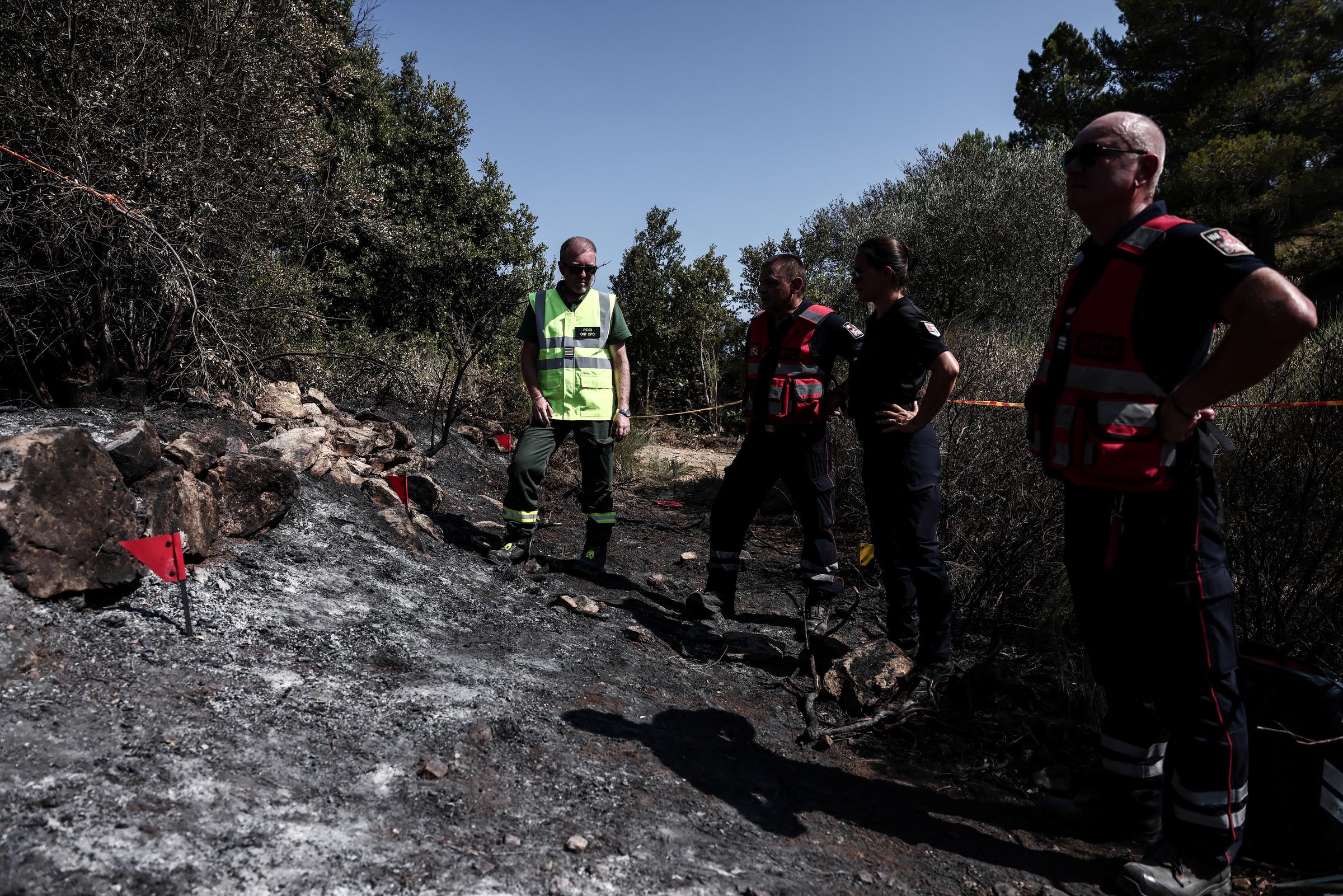 Des feux de forêt ont menacé à plusieurs reprises certaines parties du département du Var, en France, ce qui a nécessité des opérations de lutte contre les incendies à grande échelle et des évacuations dans les communes proches de Brignoles. | Source : Getty Images
