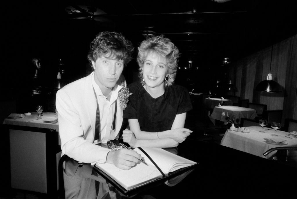 Le duo Chagrin d'amour composé de Valli et Gregory Ken lors dune soirée le 30 avril 1982 à Paris, France. | Photo : Getty Images.