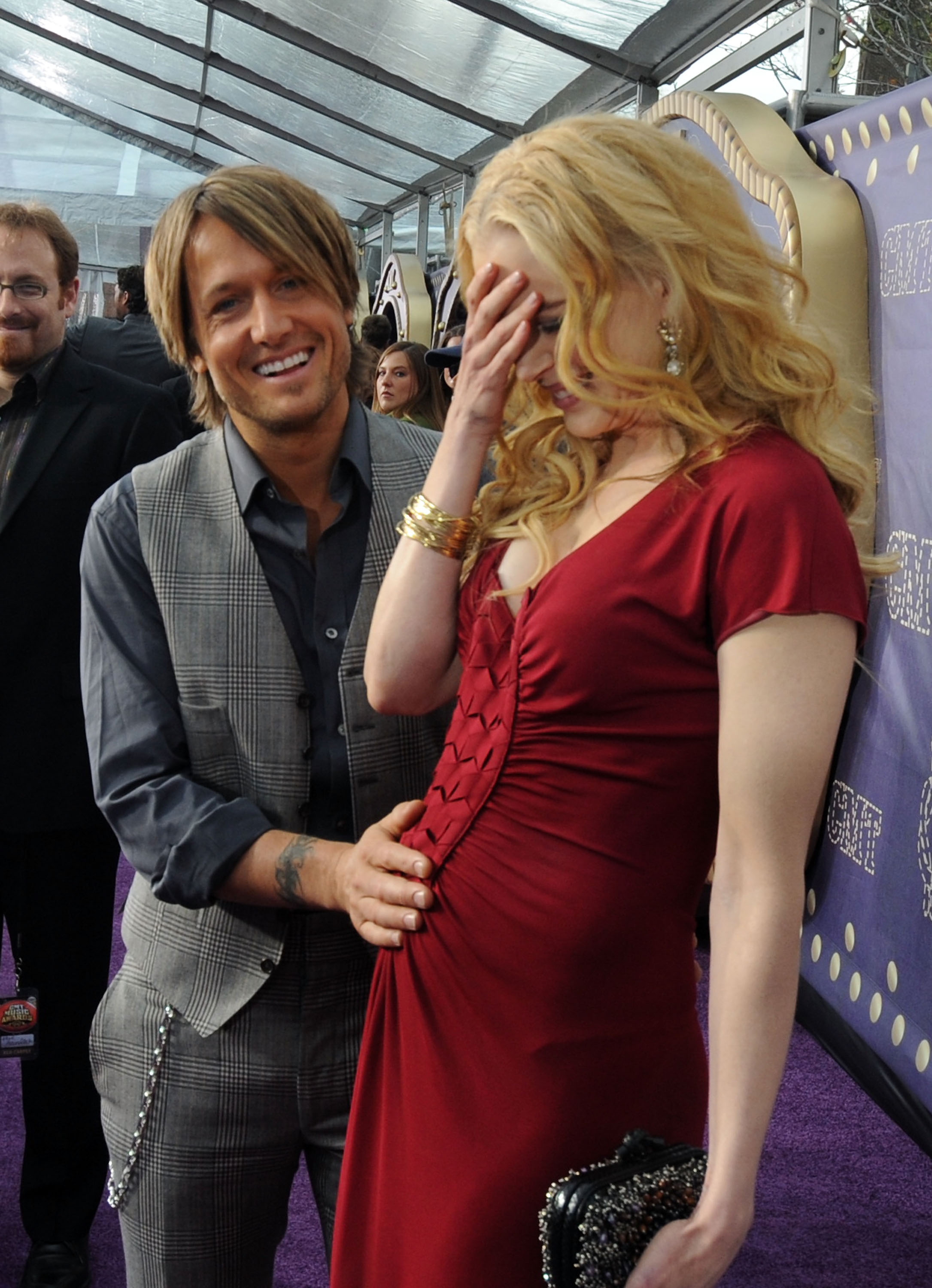 Keith Urban et Nicole Kidman assistent aux CMT Music Awards 2008 le 14 avril 2008 à Nashville, Tennessee | Source : Getty Images