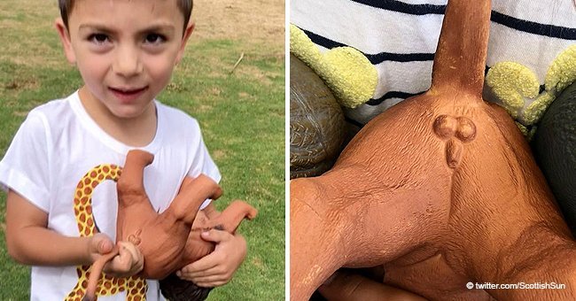 Une maman de cinq enfants furieuse que ses enfants aient trouvé un pénis sur un animal jouet d'un supermarché