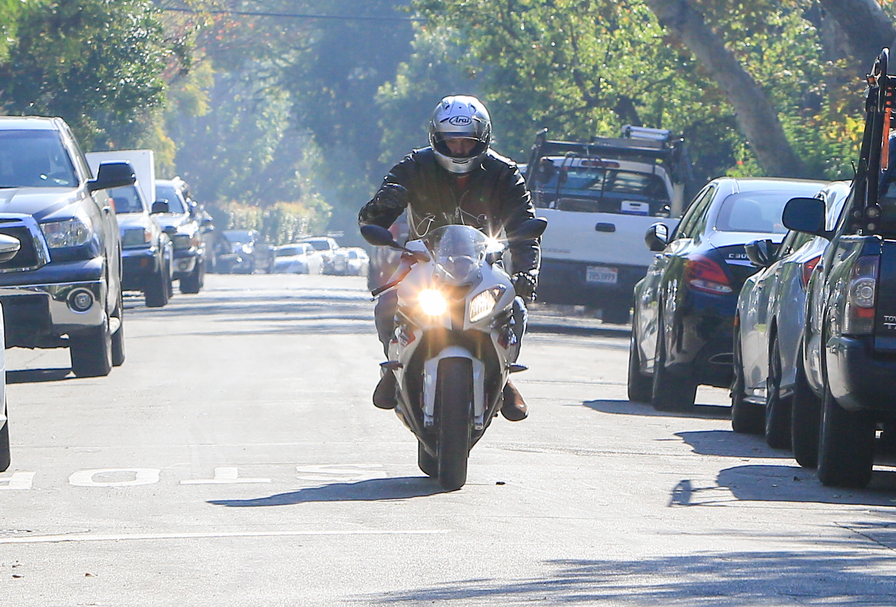 Ben Affleck repéré sur une moto à Los Angeles, en Californie, le 11 janvier 2018 | Source : Getty Images