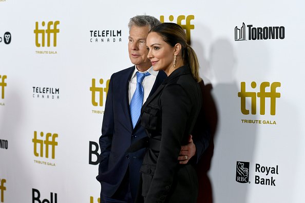 David Foster et Katherine McPhee dans un gala | Photo: Getty Images.