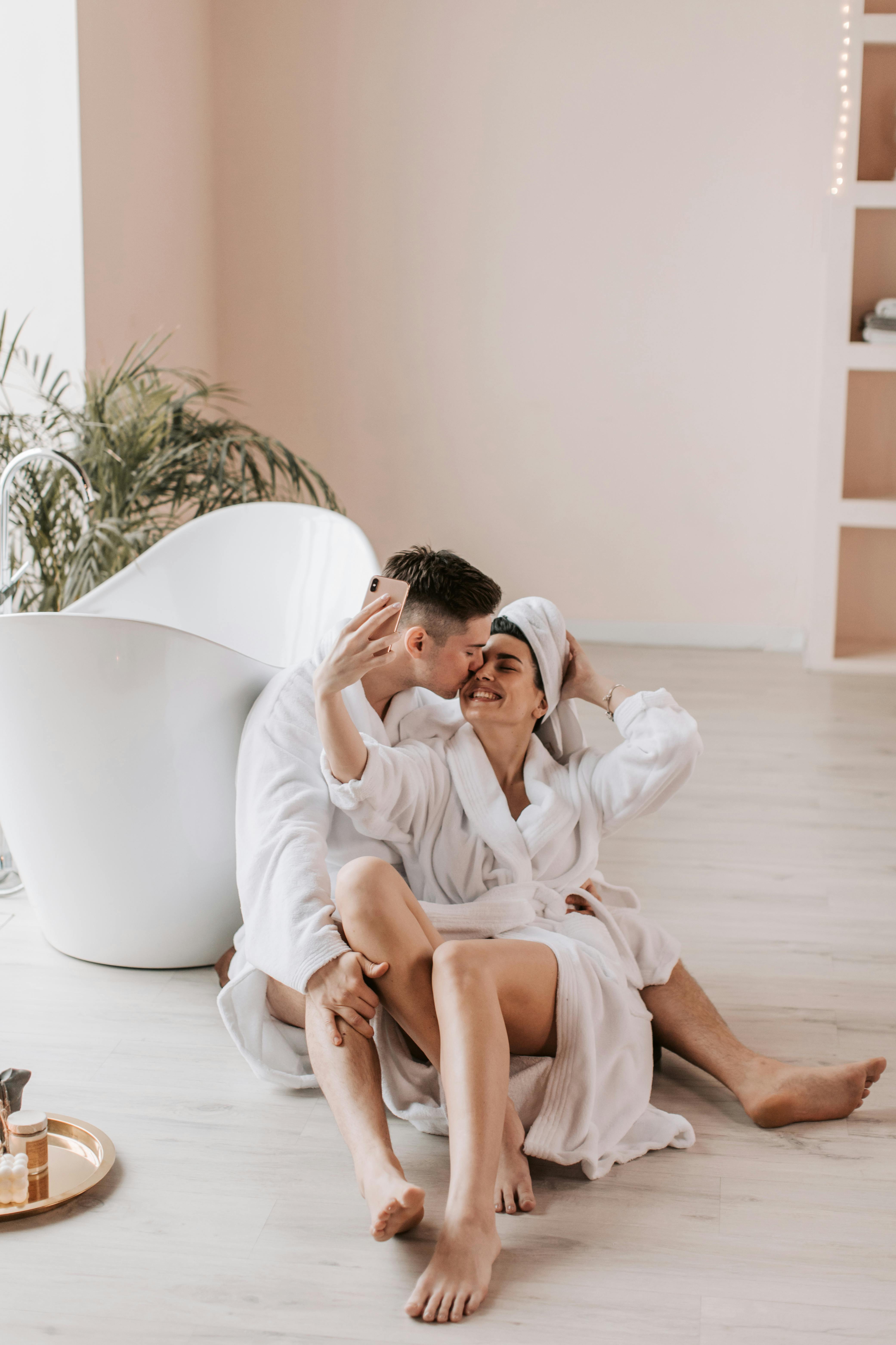 Un couple heureux | Source : Pexels