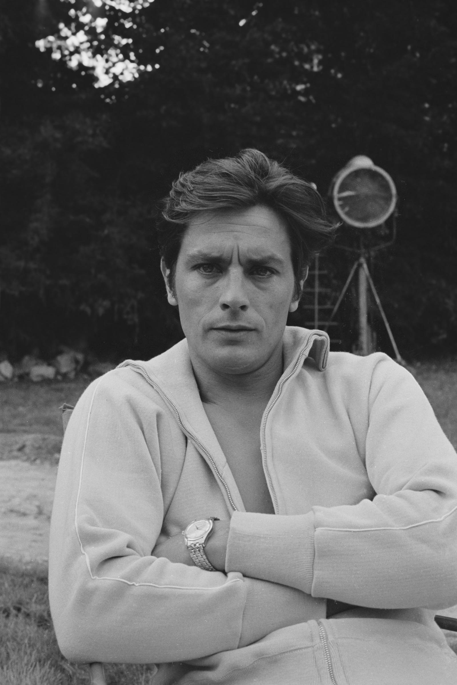 Portrait d'Alain Delon à son domicile de Tancrou, Seine-et-Marne, France, le 30 août 1967 | Source : Getty Images