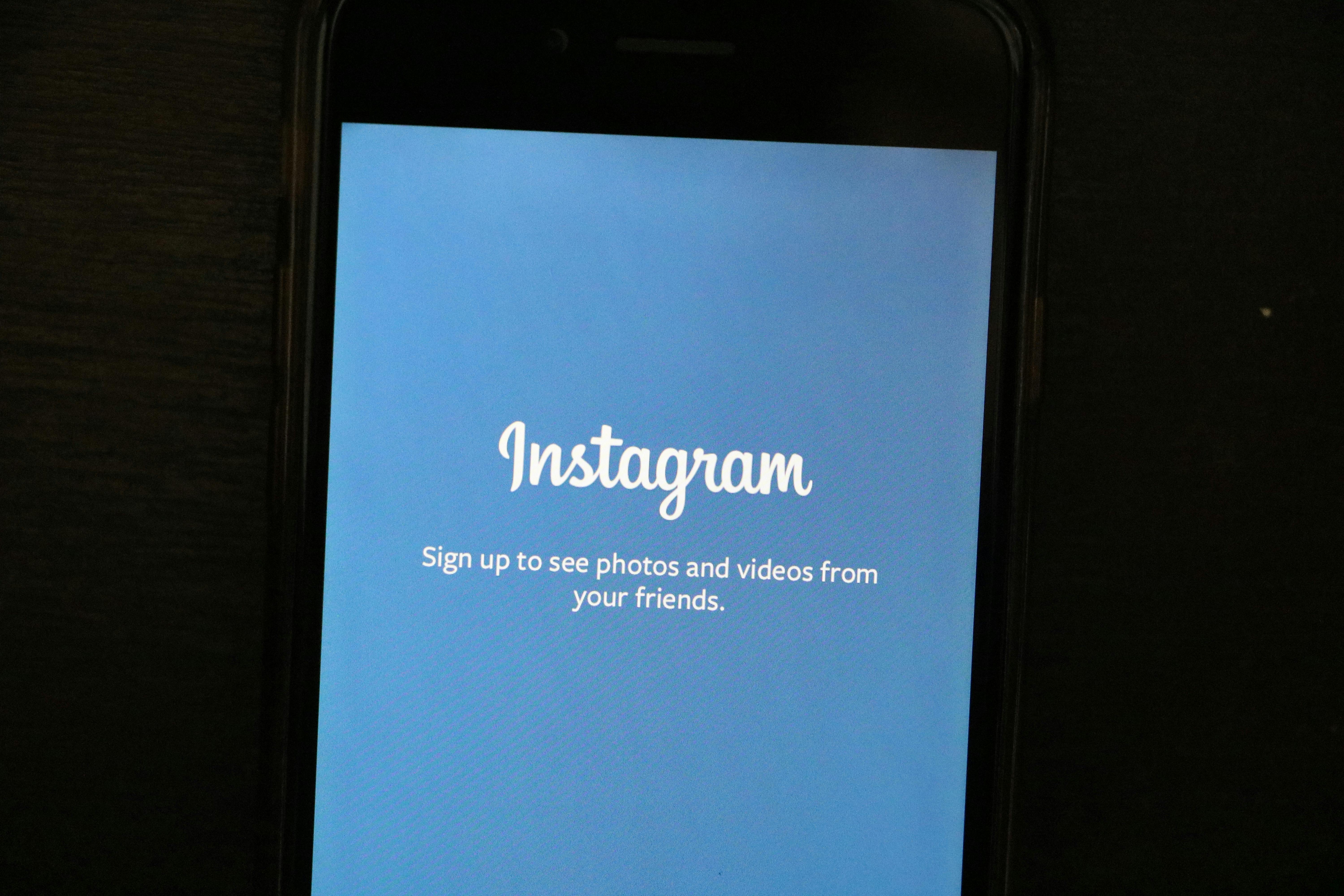 Un écran affichant le login d'Instagram | Source : Pexels