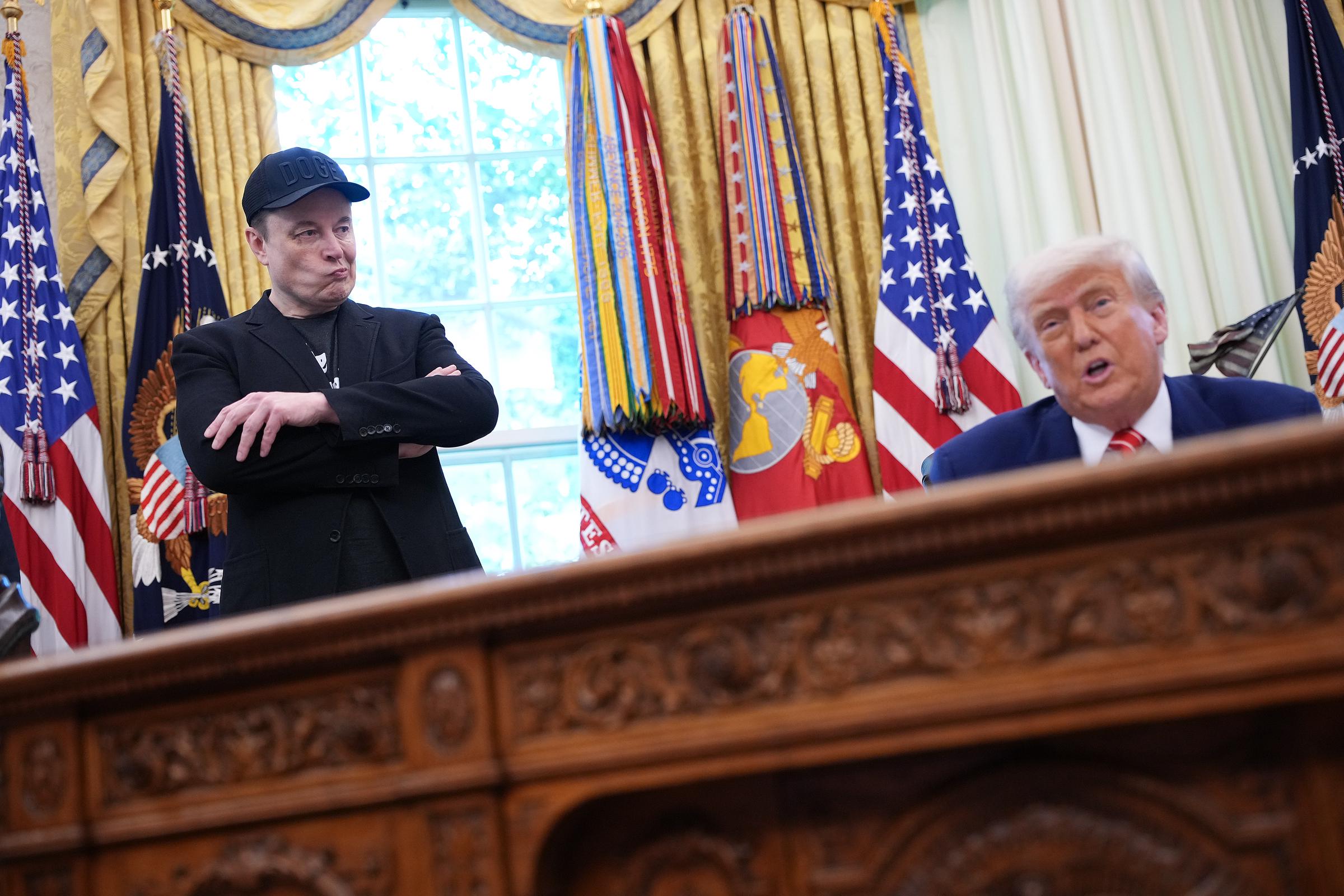 Interrogé par les journalistes, Trump a affirmé qu'il n'avait pas du tout remarqué le bleu.
