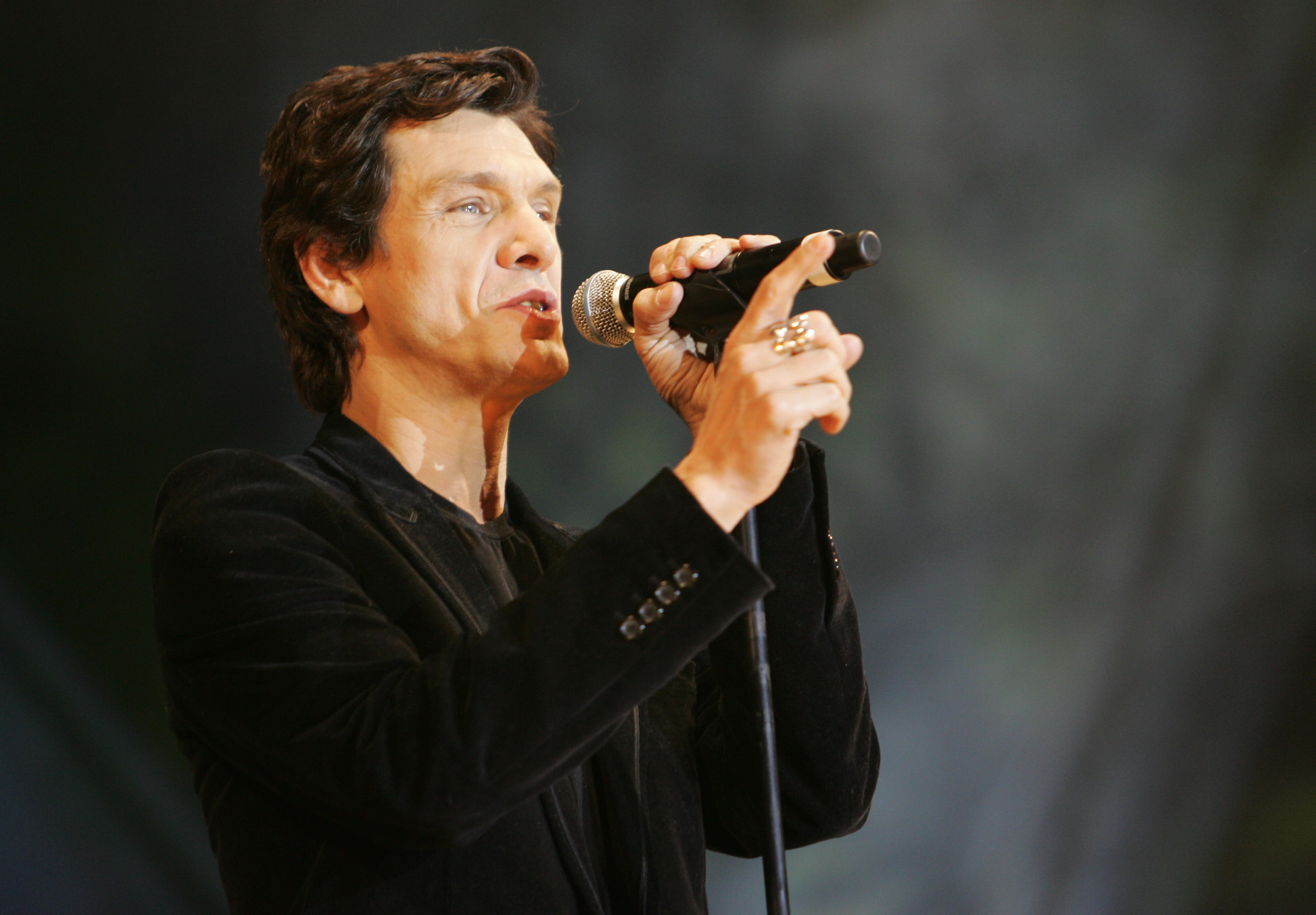 Marc Lavoine lors du Concert des Pièces Jaunes à Nice, France. Photo Tony Barson | Source : Archive/WireImage