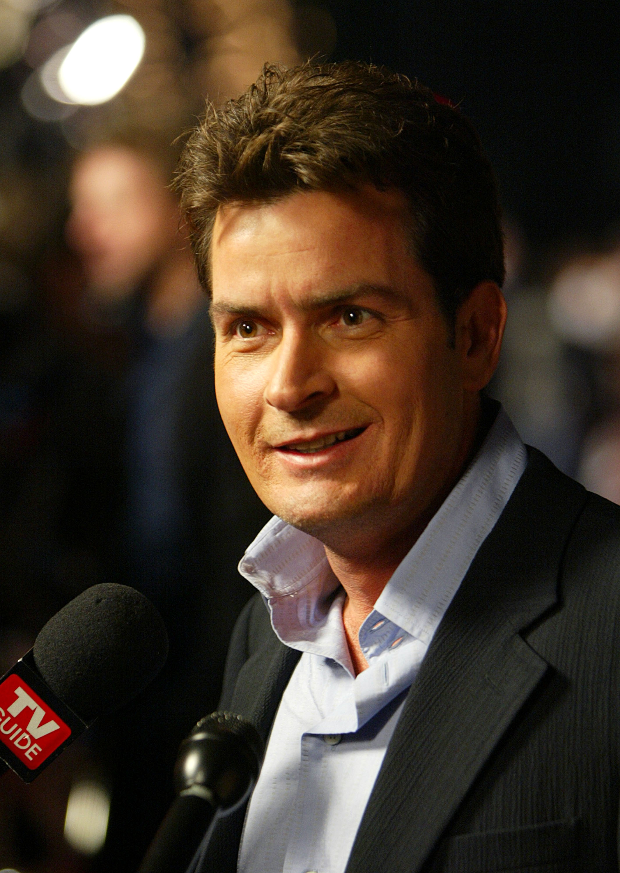 Charlie Sheen à la première de "The Big Bounce" le 29 janvier 2004 | Source : Getty Images