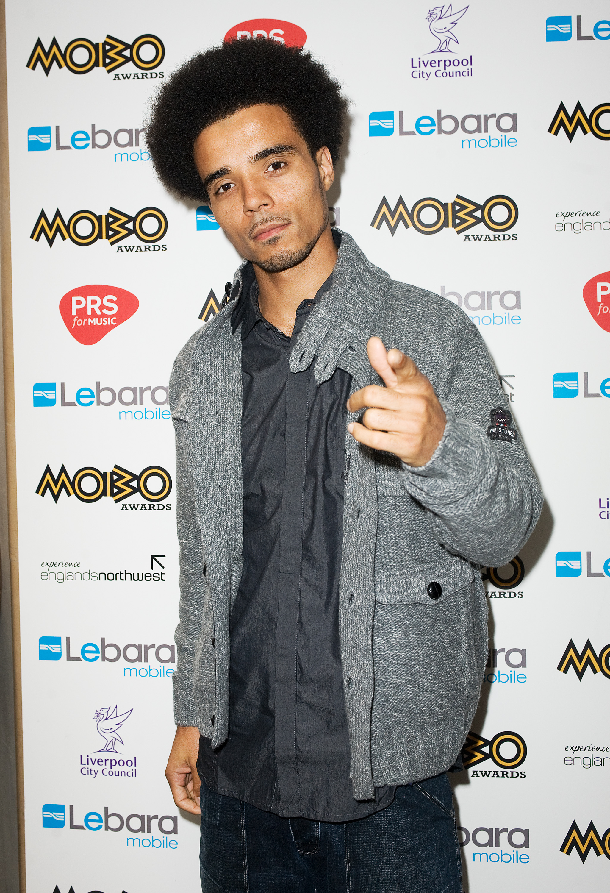 Akala arrive au lancement des nominations des MOBO Awards à Londres, Angleterre, le 8 septembre 2010 | Source : Getty Images