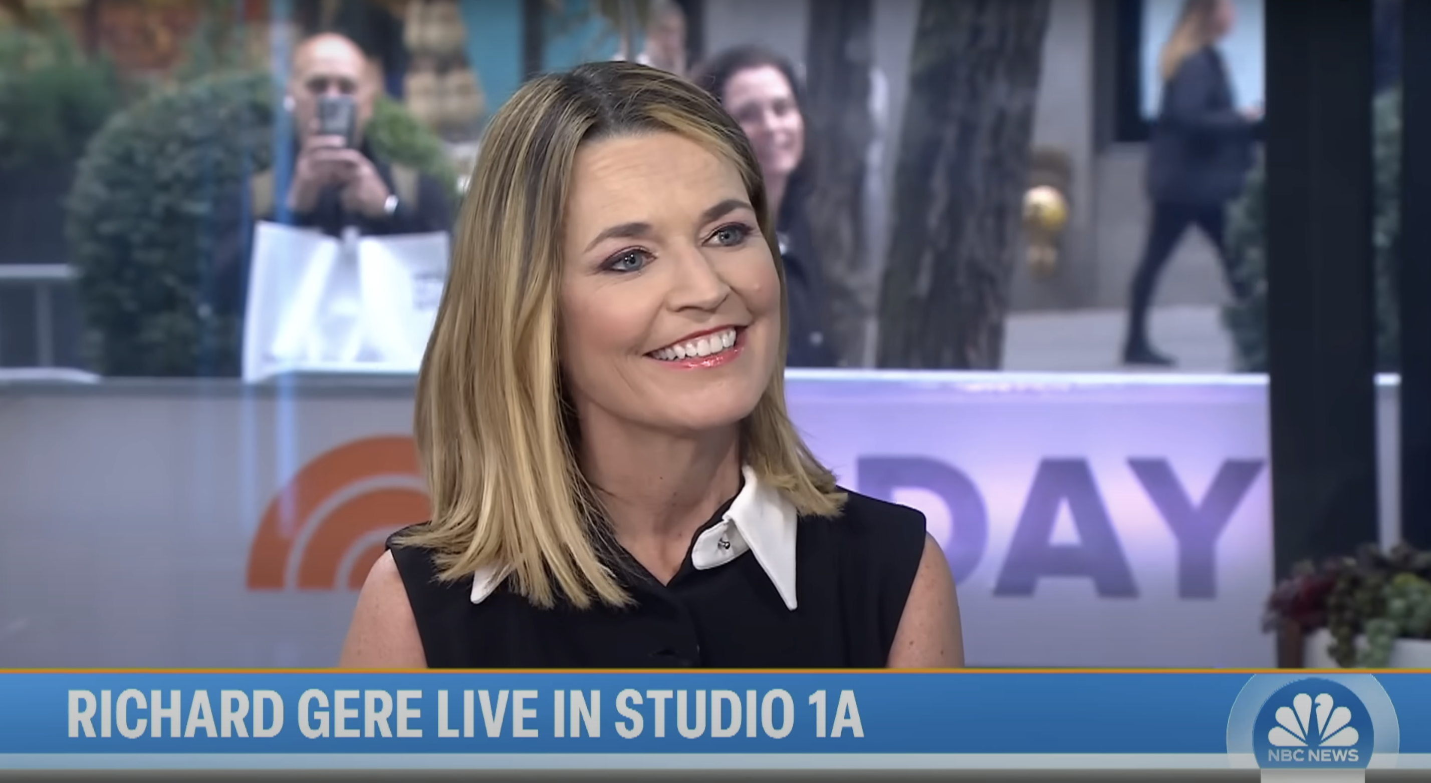 Savannah Guthrie est vue dans une vidéo partagée le 20 novembre 2024 | Source : YouTube/TODAY